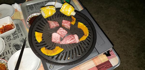 焼き肉やっちゃう